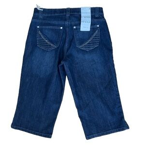 NWT Style & Co Jean Capris Curvy Fit waist 29.25” size 6 New